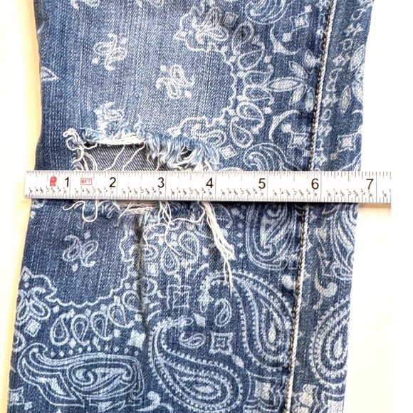 Distressed Boyfriend Jeans Bandana Patch True Religion Cameron Slim Women's 26 - Picture 14 of 16